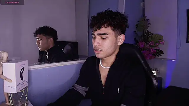 LucasCarterr  online show from September 24, 3:54 am