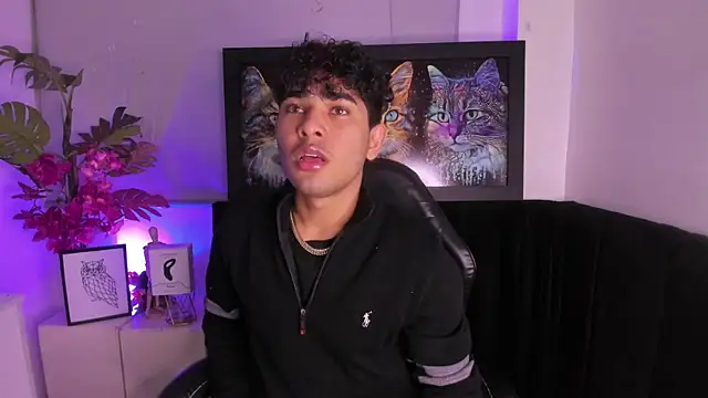 LucasCarterr  online show from October 24, 3:58 am