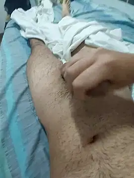 Snapshot of HaywireLonghand chatting on December 21, 10:06 pm HaywireLonghand online show from December 21, 10:06 pm