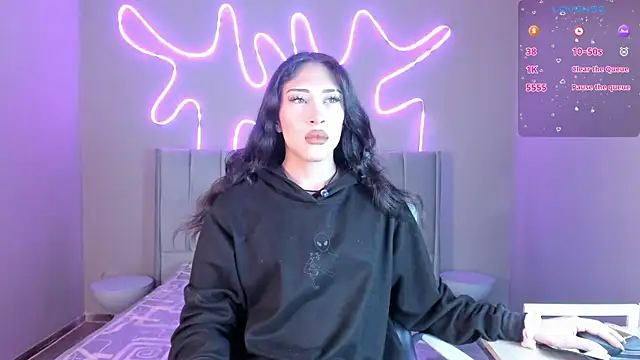 madison  rey online show from December 15, 12:53 pm