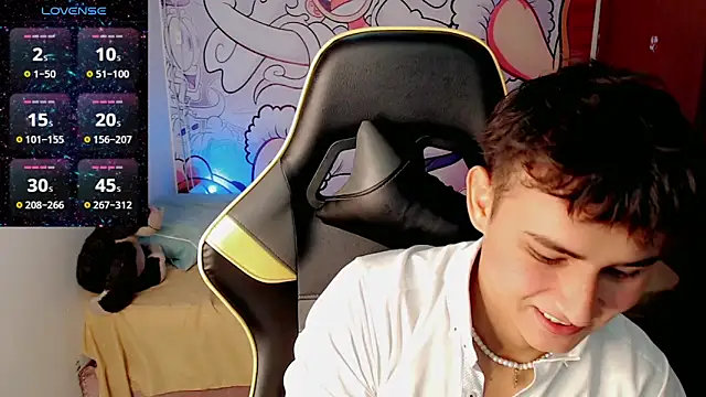 Snapshot of Thomass_shelbyy chatting on March 14, 1:13 pm Thomass shelbyy online show from March 14, 1:13 pm