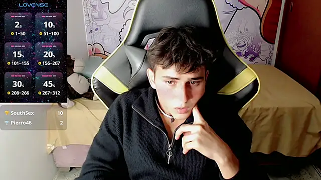 Snapshot of Thomass_shelbyy chatting on March 19, 6:55 pm Thomass shelbyy online show from March 19, 6:55 pm