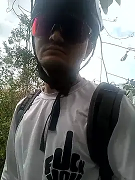 JuanMaty online show from November 9, 4:38 pm