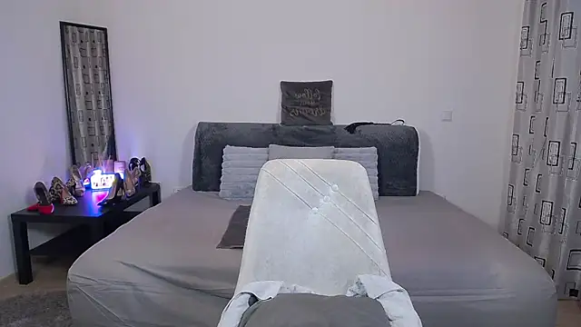 SharronAlexa online show from June 11, 12:36 pm