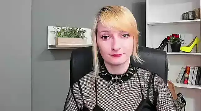 hottieBlair online show from March 21, 10:50 am