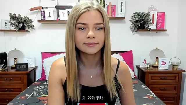 HaleyReedme online show from September 18, 6:59 am