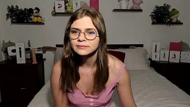 Snapshot of HaleyReedme chatting on February 25, 7:51 am HaleyReedme online show from February 25, 7:51 am