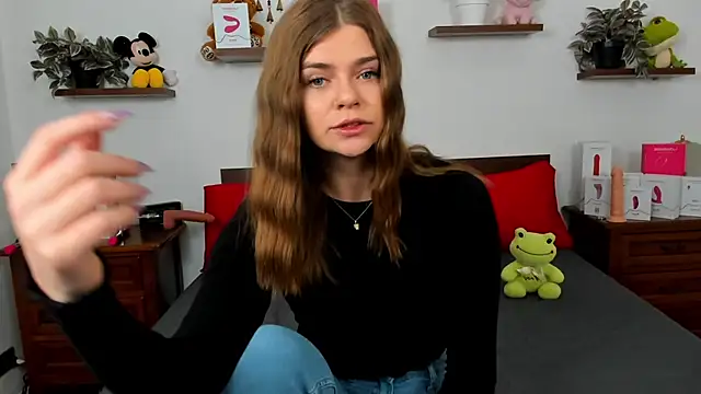 Snapshot of HaleyReedme chatting on March 23, 7:12 am HaleyReedme online show from March 23, 7:12 am