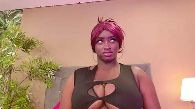 BetsyBennet  online show from November 27, 9:28 pm