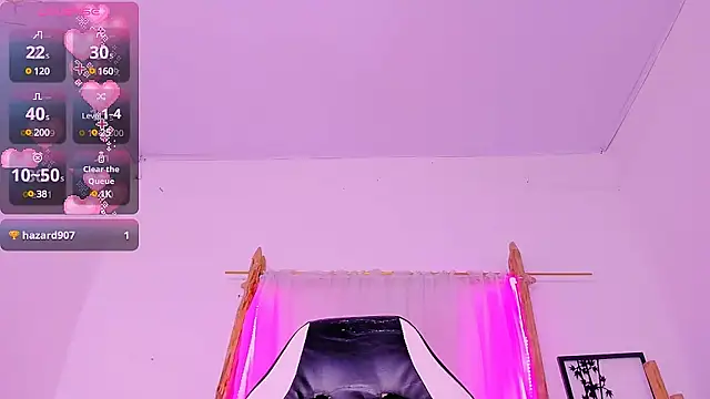 Snapshot of Brithanycullen chatting on March 19, 10:44 am Brithanycullen online show from March 19, 10:44 am