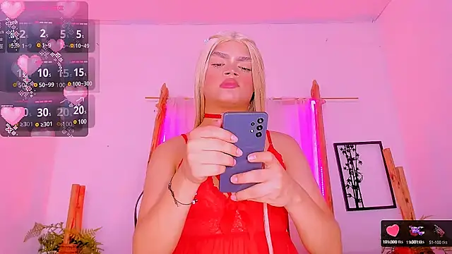 Snapshot of Brithanycullen chatting on March 21, 6:49 am Brithanycullen online show from March 21, 6:49 am