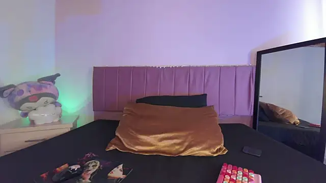 kitty-kryss online show from September 27, 2:11 pm