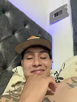 Stone grey1  online show from April 10, 1:55 am