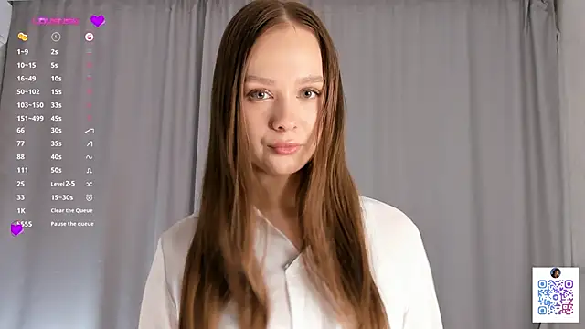 Snapshot of LoisCubitt chatting on March 20, 4:07 am LoisCubitt online show from March 20, 4:07 am