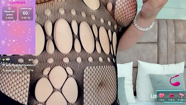 eva sainnt online show from September 14, 3:44 pm