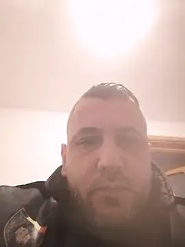 yourflowerpink online show from February 15, 9:08 am