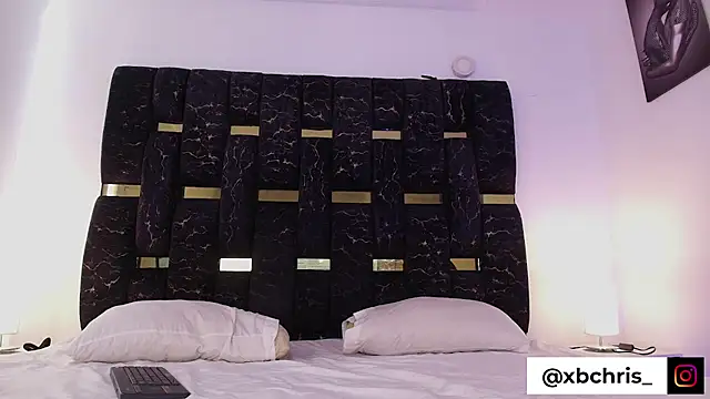 Snapshot of chris_blake__ chatting on February 17, 7:20 pm chris blake online show from February 17, 7:20 pm