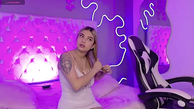 natasha  black online show from October 2, 7:43 pm