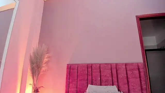 BeckyVidal online show from January 6, 6:22 pm