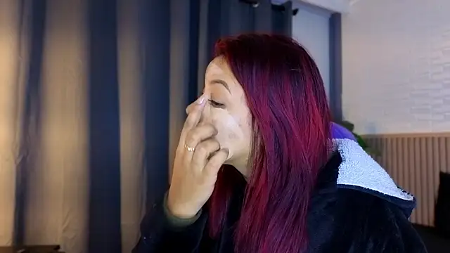 TiffanyWalk online show from January 14, 11:27 am