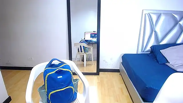 goldenn ass1 online show from December 4, 3:49 am