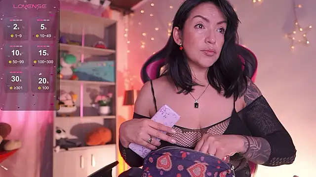 Snapshot of Madison_Mayer chatting on March 18, 1:14 pm Madison Mayer online show from March 18, 1:14 pm