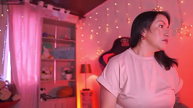 Snapshot of Madison_Mayer chatting on March 20, 1:05 pm Madison Mayer online show from March 20, 1:05 pm