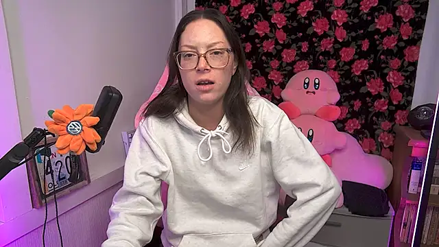 SpaceCowWhore online show from February 20, 4:18 pm