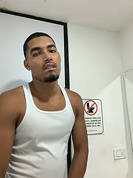 Snapshot of LiamByrne chatting on July 14, 12:57 am LiamByrne online show from July 14, 12:57 am