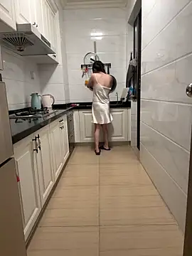 Snapshot of aa520uv chatting on October 1, 2:23 pm aa520uv online show from October 1, 2:23 pm