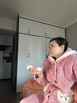 aa520uv online show from January 7, 12:46 am