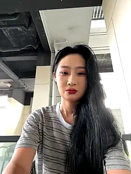 Snapshot of linger-23 chatting on September 30, 6:18 am linger-23 online show from September 30, 6:18 am