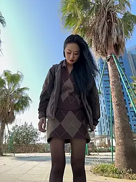 Snapshot of linger-23 chatting on January 14, 6:08 am linger-23 online show from January 14, 6:08 am