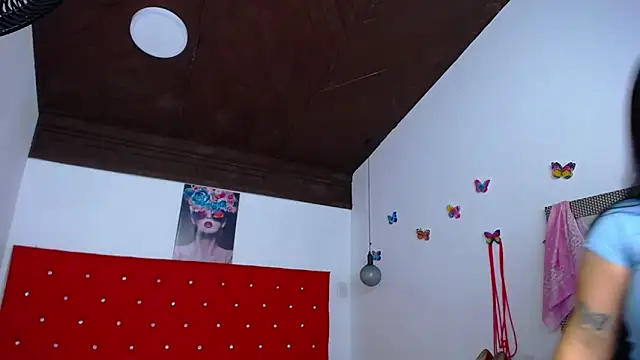 kriss sweetboobs10 online show from October 30, 12:39 pm