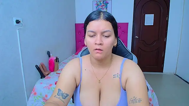 kriss sweetboobs10 online show from July 14, 1:17 pm