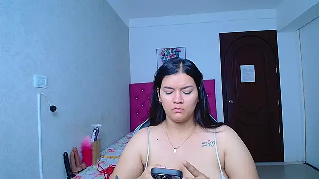 kriss sweetboobs10 online show from July 19, 12:09 pm