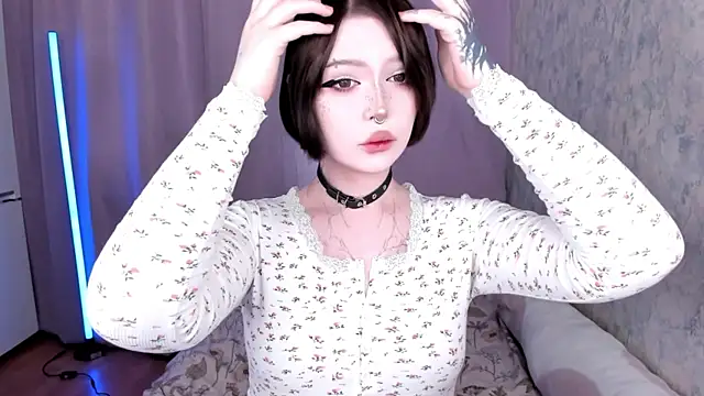 Snapshot of amelia_mays_xx chatting on June 3, 4:37 am amelia mays xx online show from June 3, 4:37 am