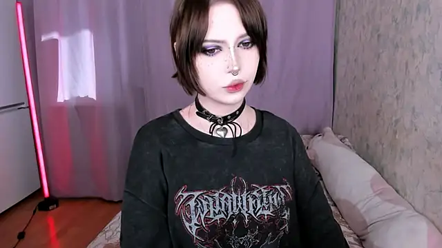 Snapshot of amelia_mays_xx chatting on June 5, 2:23 pm amelia mays xx online show from June 5, 2:23 pm