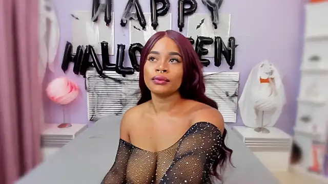 Snapshot of SammyDesire_10 chatting on October 18, 6:30 pm SammyDesire 10 online show from October 18, 6:30 pm