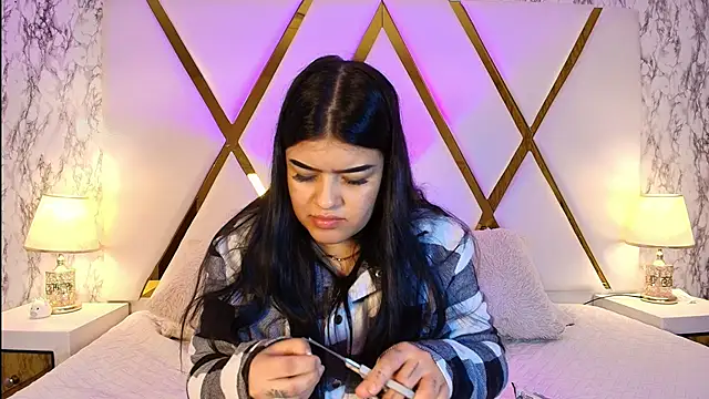 Snapshot of Candy_Roose chatting on October 30, 7:10 am Candy Roose online show from October 30, 7:10 am