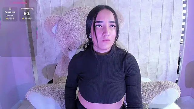 Alice 26  online show from November 24, 1:33 pm