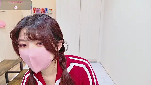 Snapshot of miharu01 chatting on February 27, 1:11 pm miharu01 online show from February 27, 1:11 pm