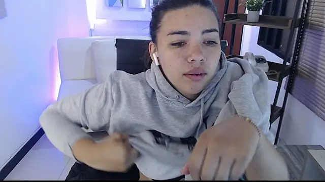 Snapshot of dangel_noir6 chatting on October 2, 12:01 pm dangel noir6 online show from October 2, 12:01 pm