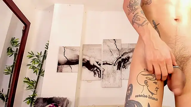 Giotrashy online show from March 23, 8:35 pm