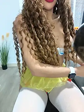 Snapshot of Alyssa_76 chatting on October 30, 4:08 pm Alyssa 76 online show from October 30, 4:08 pm