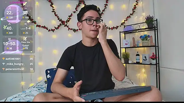 Danny-Swift13 online show from March 20, 3:02 am