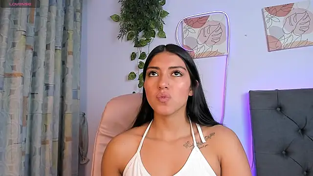 Quiinn bx online show from January 16, 8:13 pm