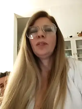 Snapshot of keityxxx chatting on March 12, 7:42 pm keityxxx online show from March 12, 7:42 pm