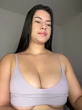 Saanvi21 online show from November 13, 9:30 am