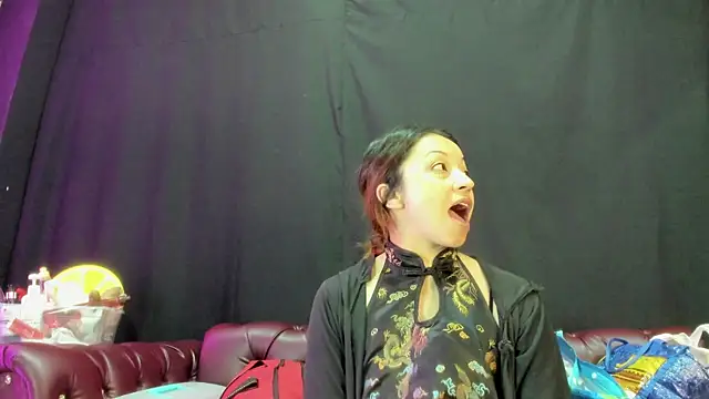 Snapshot of AngelinaBlanc_ chatting on October 4, 11:30 am AngelinaBlanc  online show from October 4, 11:30 am